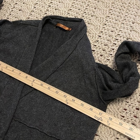 Belldini open cardigan sweater Size small black exposed seams viscose,‎ cashmere - Picture 13 of 14